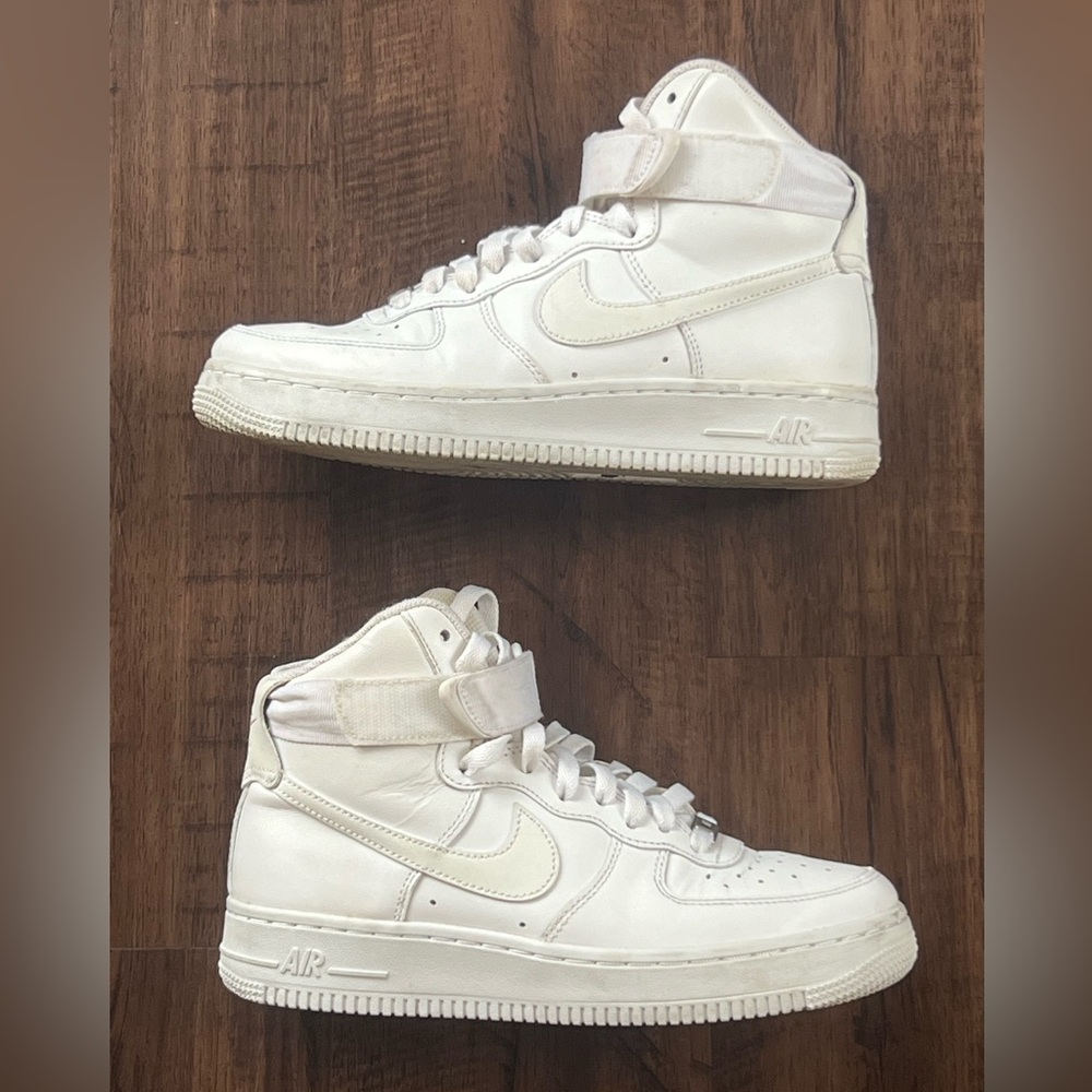 Women's White Athletic Shoes